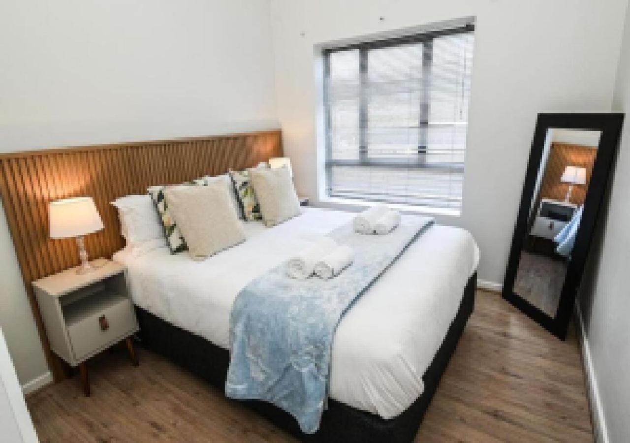 Apartment 2154 Somerset Links, Somerset West Cape Town